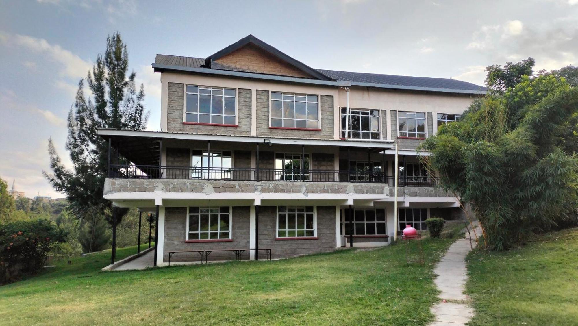 Esikar Gardens Hotel Narok Екстериор снимка