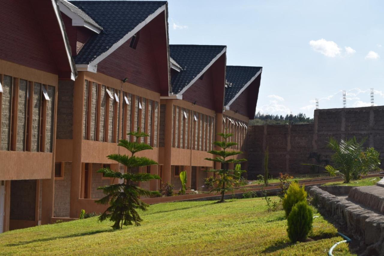 Esikar Gardens Hotel Narok Екстериор снимка