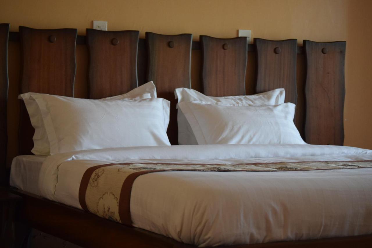 Esikar Gardens Hotel Narok Екстериор снимка