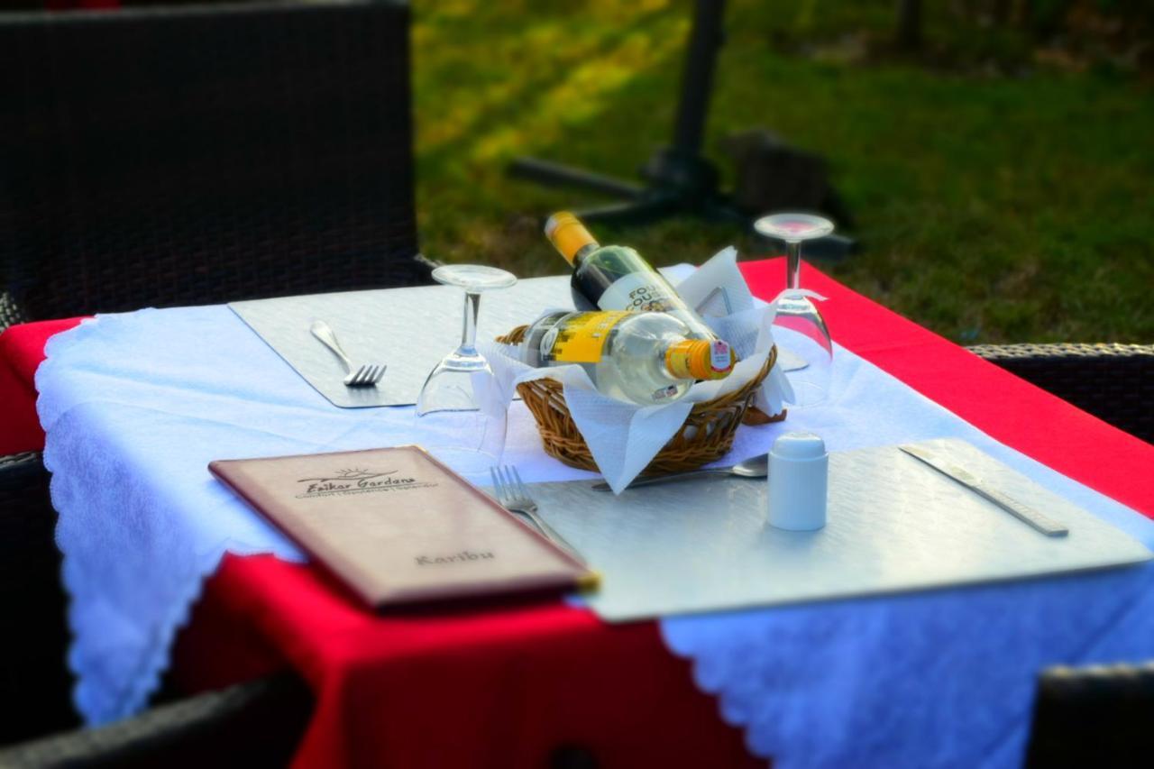 Esikar Gardens Hotel Narok Екстериор снимка