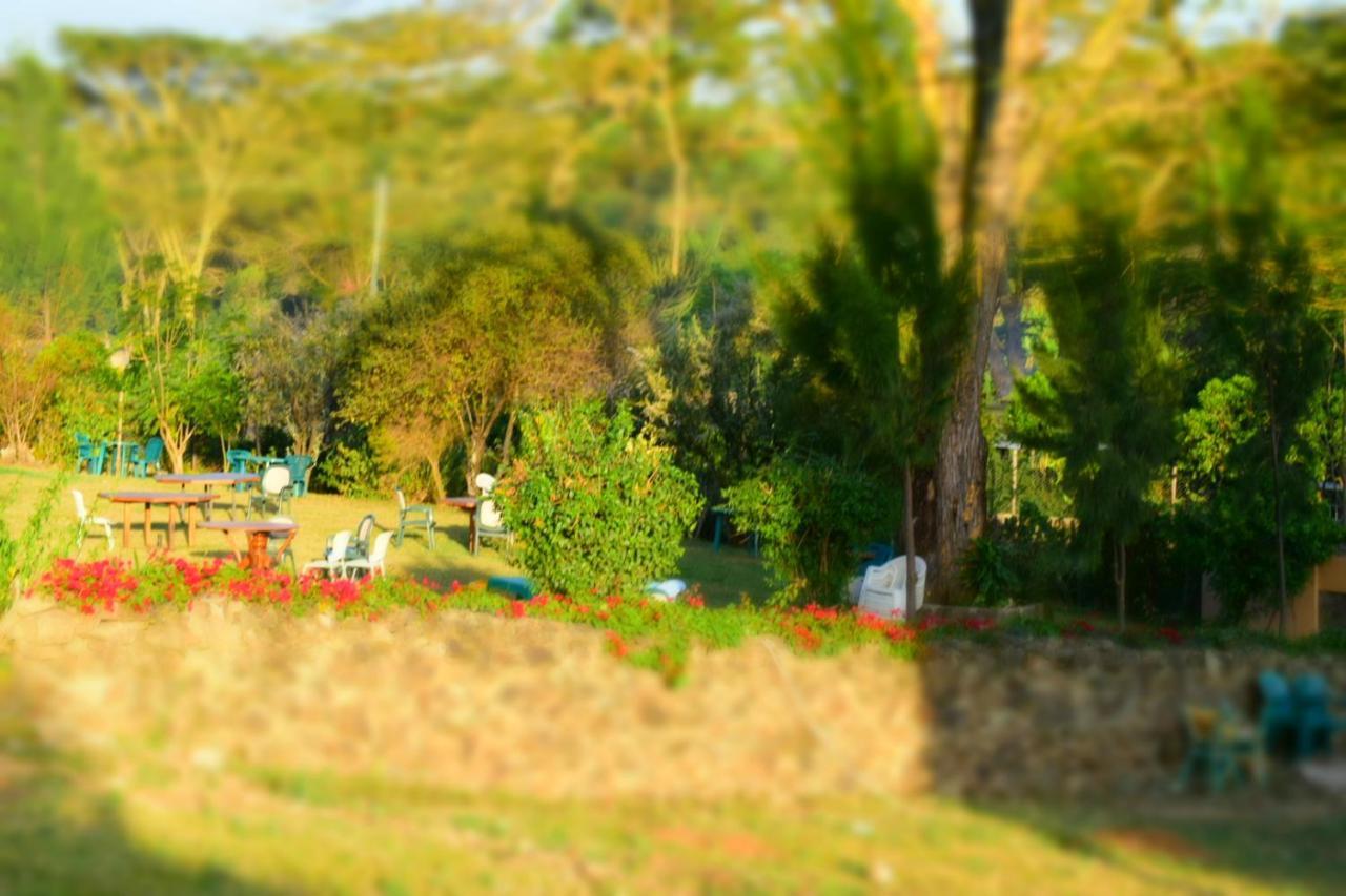 Esikar Gardens Hotel Narok Екстериор снимка