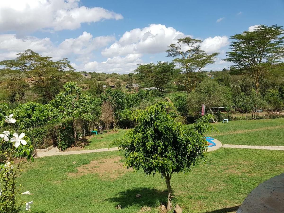 Esikar Gardens Hotel Narok Екстериор снимка