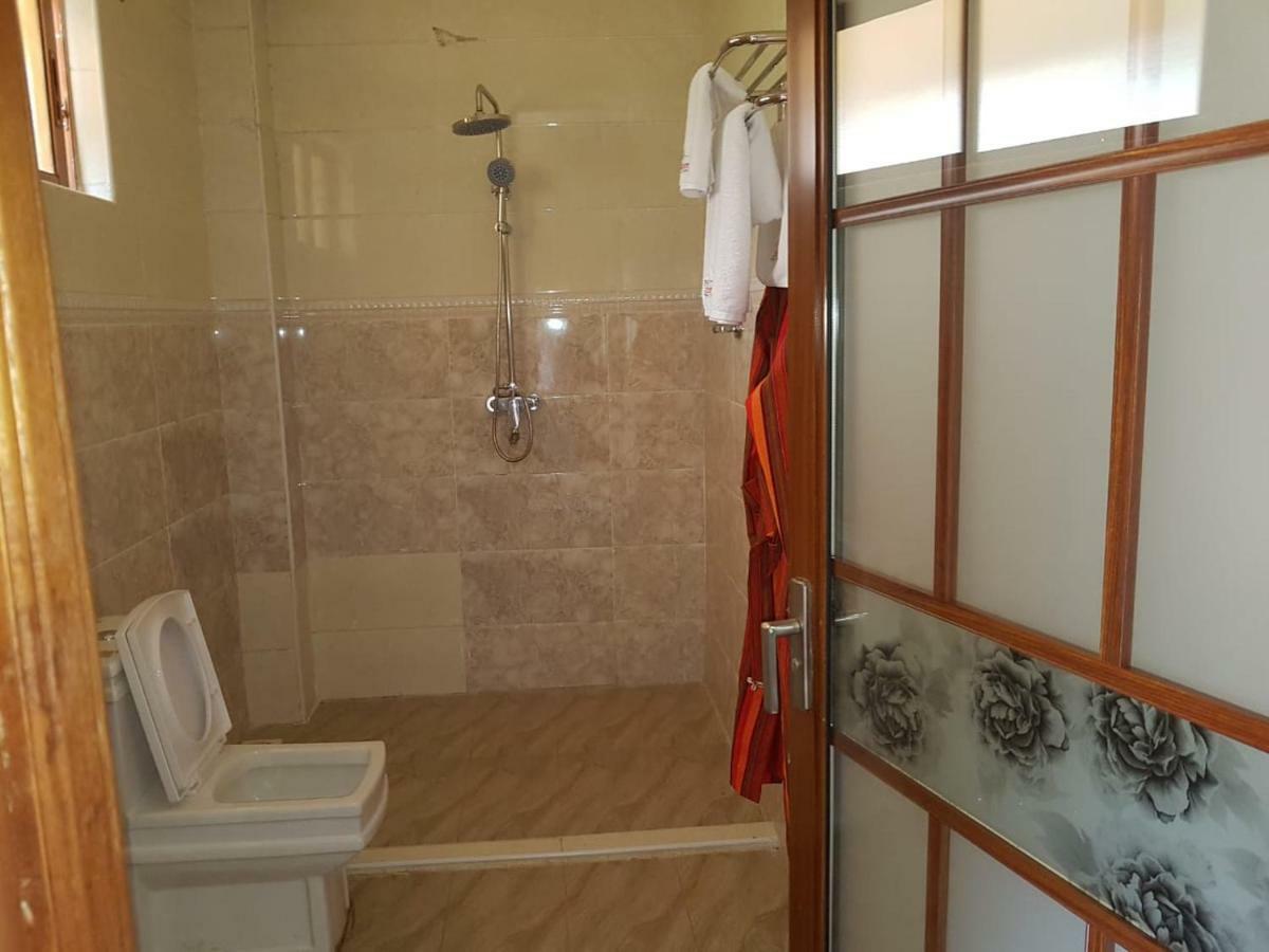 Esikar Gardens Hotel Narok Екстериор снимка